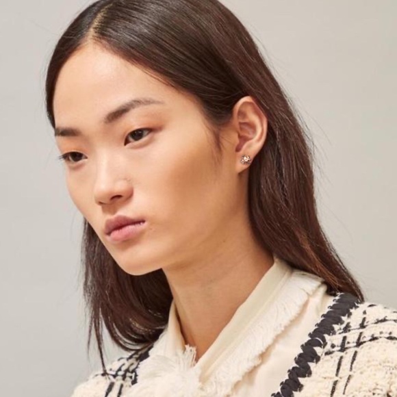 TORY BURCH • Gold Small Kira Logo Earrings - Picture 3 of 5